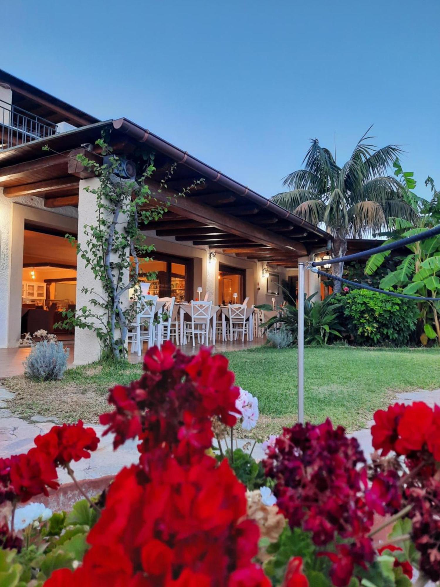 Aparthotel Le Bouganville 3*