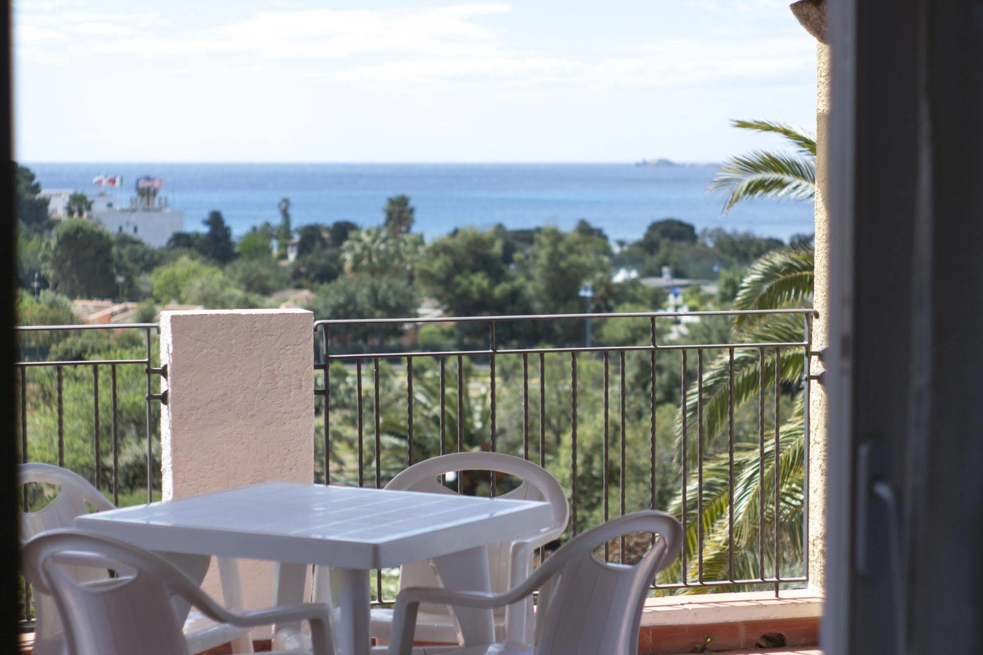 Aparthotel Le Bouganville Villasimius