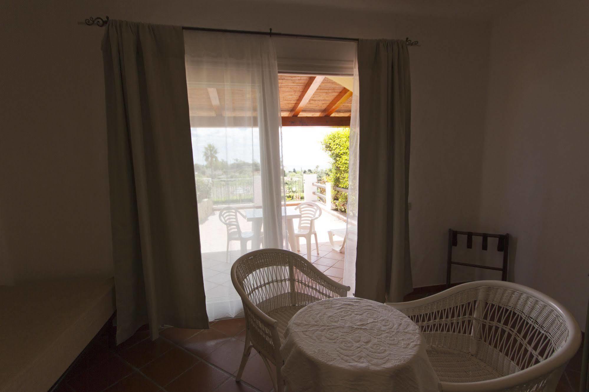 Apartahotel Le Bouganville 3*